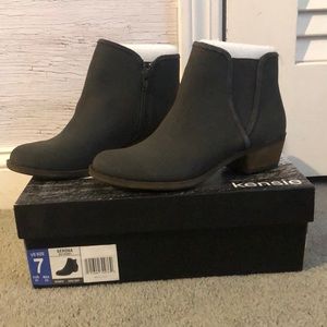 Dark grey side zip ankle boot